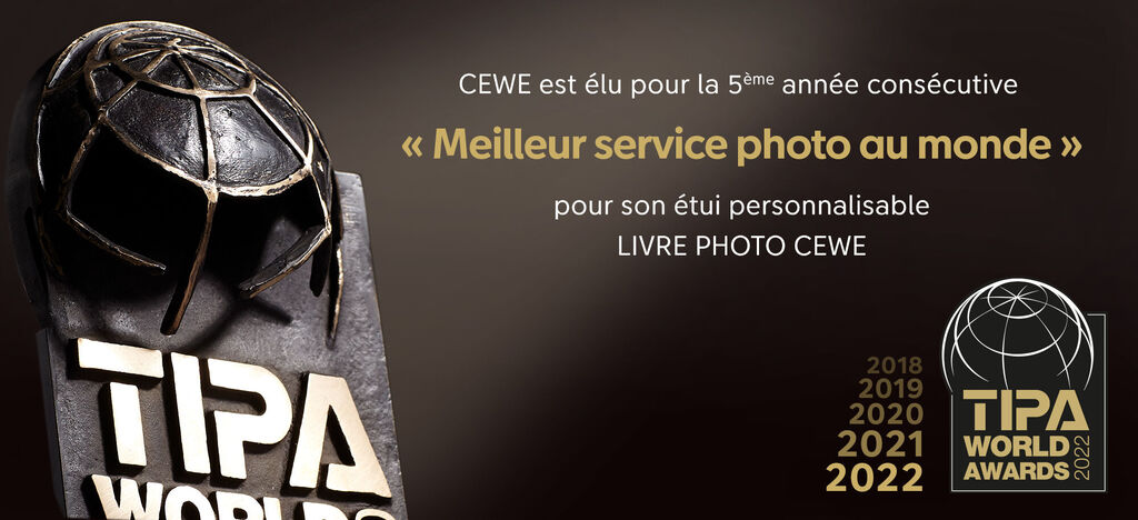 CEWE a été élu meilleur service photo, visible est le trophée du prix mondial TIPA.