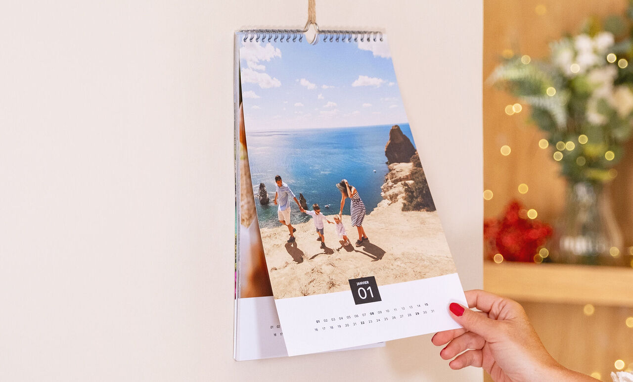 Calendrier mural portrait avec une grande photo