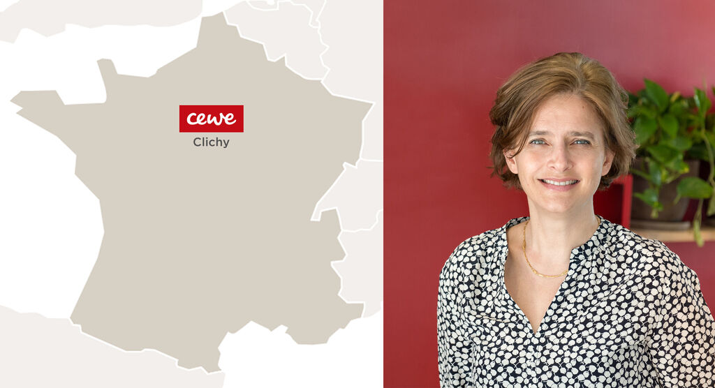 Carte de France avec la ville de Clichy et une personne à côté