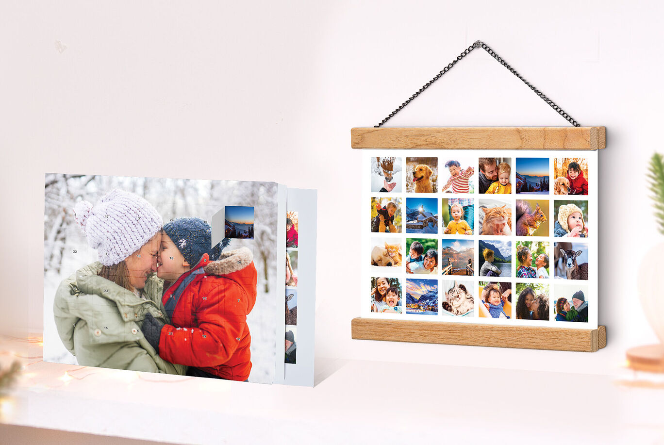 Un couple affectueux s'enlace dans un paysage d'hiver. Un album photo et un collage de photos ornent le mur.