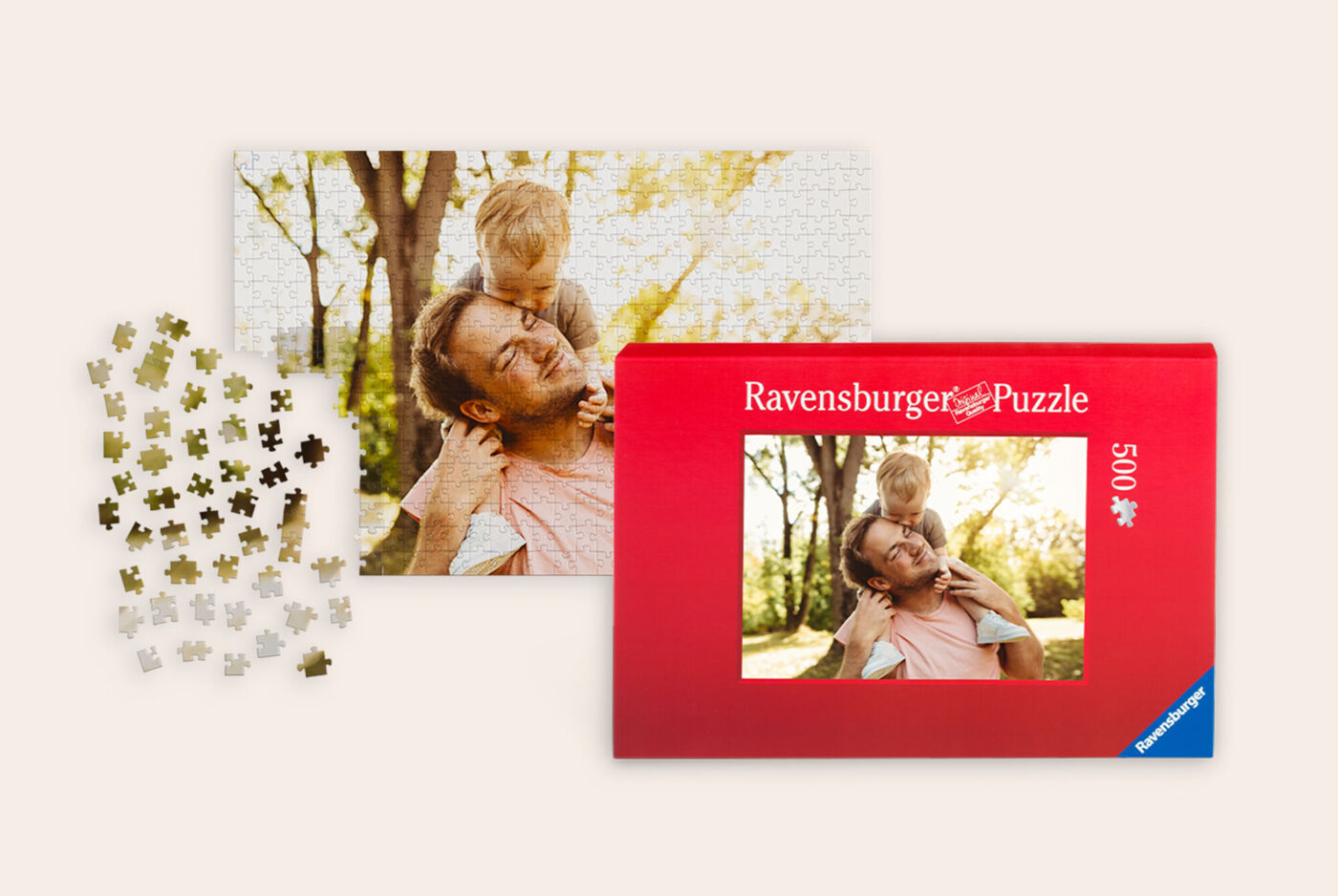 Puzzle personnalisé Ravensburger d’un papa avec son fils sur les épaules avec sa boîte