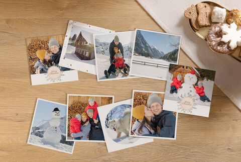 Collage de photos d'expériences hivernales et de jeux dans la neige, incluant des enfants et un bonhomme de neige entouré de pains d'épices.