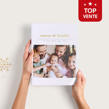 Livre photo A4 portrait avec des décorations festives