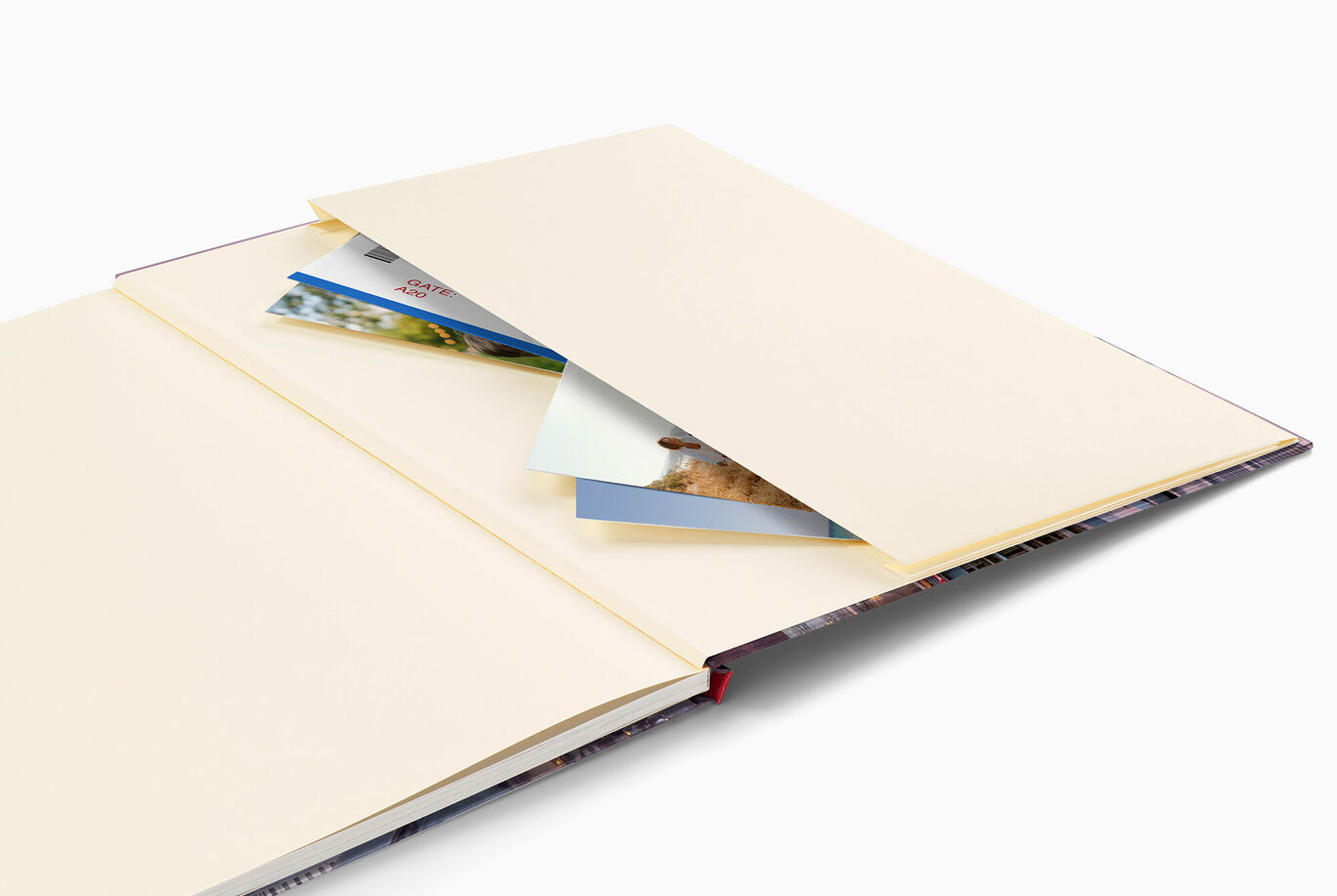 Pochette intégré au Livre Photo CEWE pour garder ses souvenirs de l'année