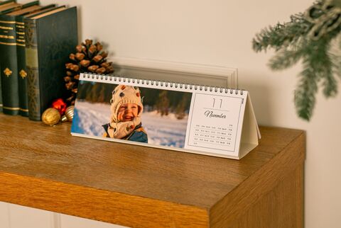 Calendrier de bureau avec chevalet