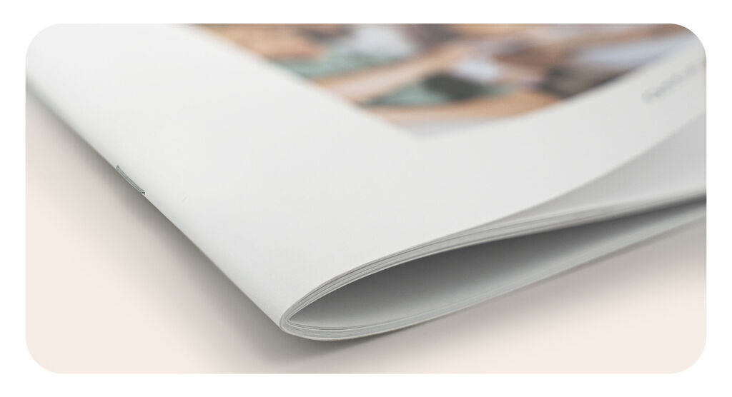 Vue détaillée d'un ALBUM PHOTO CEWE ouvert avec une image horizontale