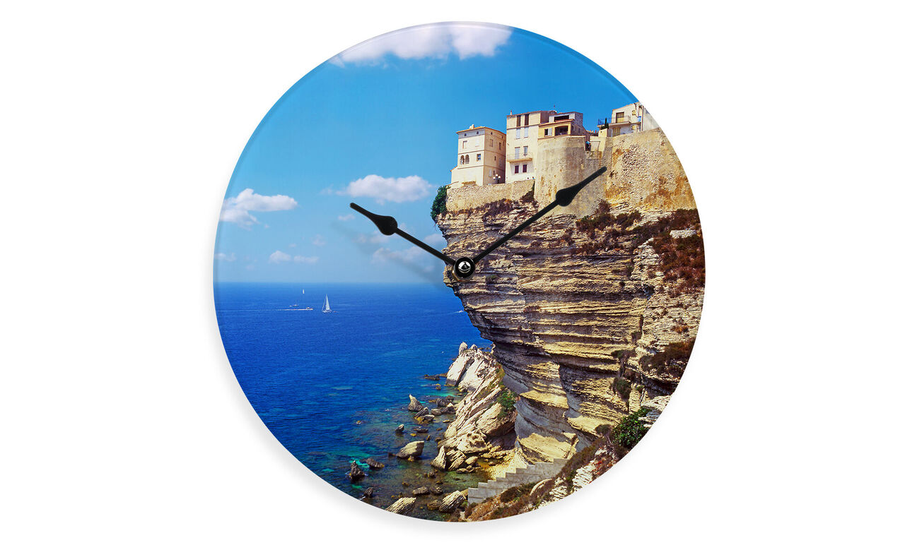 Horloge murale personnalisée avec une photo de ville au bord de la mer