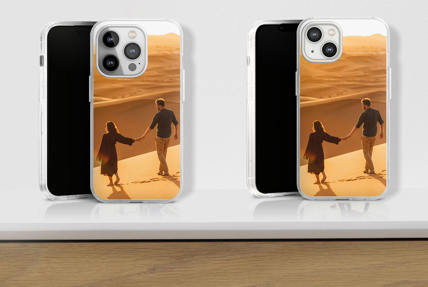 2 modèles d'iPhone avec une coque personnalisée avec photo