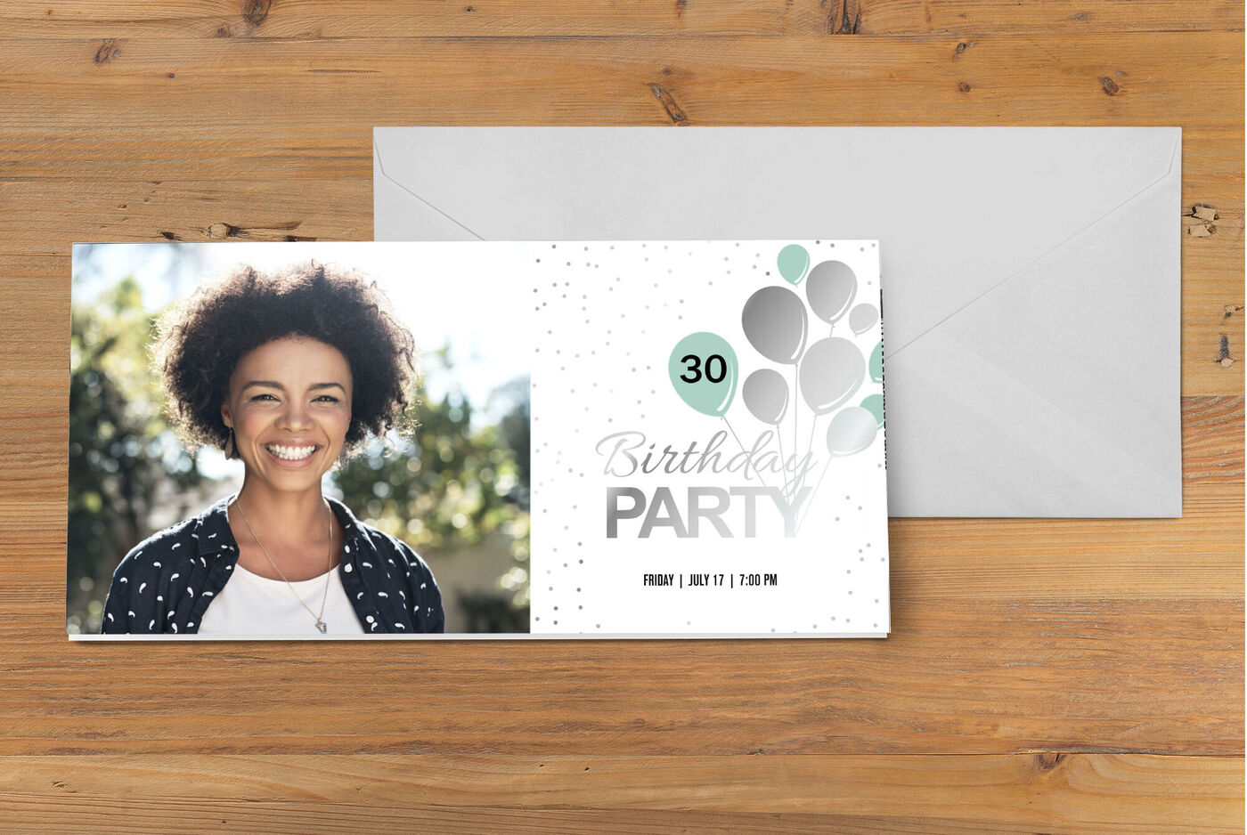 Carte d'invitation personnalisée à un anniversaire de 30 ans
